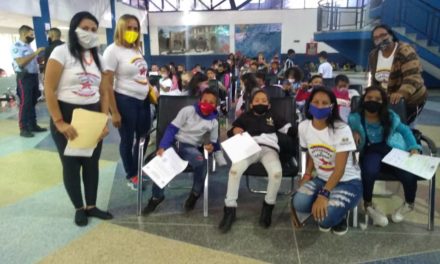 Ejecutivo Regional impulsa programa de cedulación en escuelas de Aragua