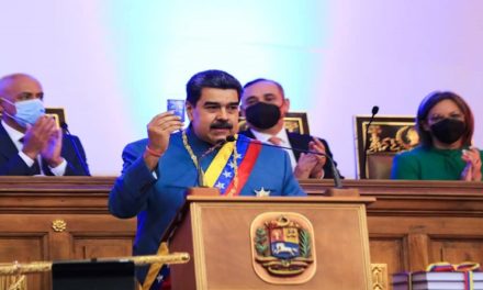 Jefe de Estado pide leyes para que Venezuela se recupere económicamente tras resistir el cruel ataque imperial