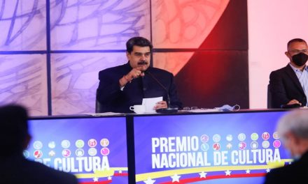 Presidente Maduro solicita a AN estudiar y debatir incorporación de 9° estrella en tricolor nacional por bicentenario de liberación del Zulia