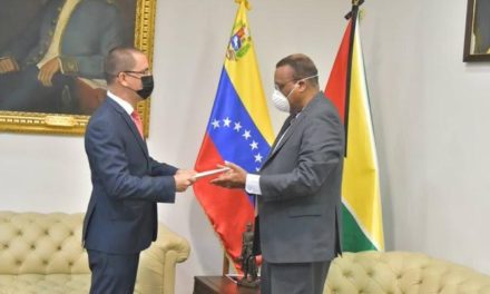 Venezuela rechaza que Caricom se haga eco de campaña de manipulación de Guyana