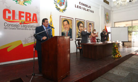 Cleba celebró sesión especial para conmemorar Día de la Dignidad Nacional y rebelión militar del 4F de 1992