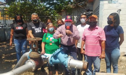 Gobernador Marco Torres entregó motor y bomba para reactivar pozo de agua en sector San José de Maracay