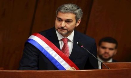 Presidente de Paraguay anunció modificaciones en su gabinete en medio de masivas protestas