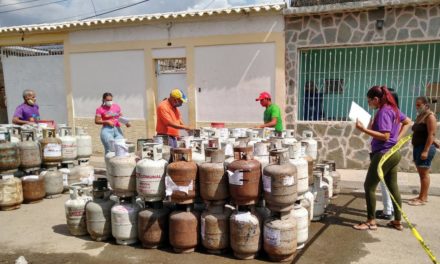 Distribuidos mil 200 cilindros de gas doméstico en el municipio Sucre