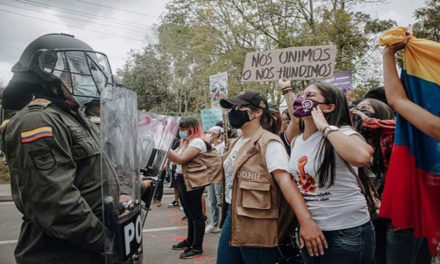 Reportan más de 20 casos de agresión sexual a mujeres durante manifestaciones en Colombia