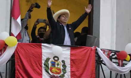 Castillo vuelve a ampliar su ventaja sobre Fujimori en Perú