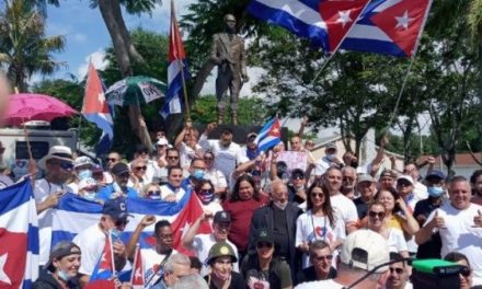 Cubanos se movilizaron en EE.UU. exigiendo el cese del bloqueo
