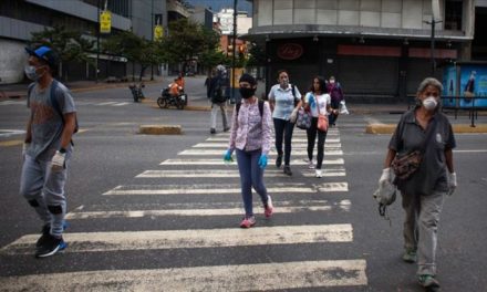 Familias venezolanas se suman a nueva semana de cuarentena radical para protección ante la Covid-19
