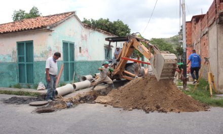 Inició rehabilitación del sistema de aguas servidas en la calle Madariaga de Turmero