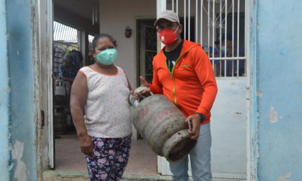 Más de 400 familias de Linares Alcántara favorecidas con distribución de gas doméstico