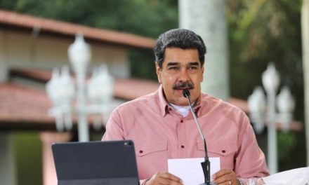 Presidente Maduro: Lucha contra la violencia y el maltrato se gana en el hogar