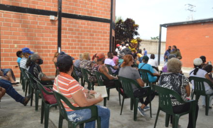 Realizada jornada de pago de servicios y actualización de Corpoelec en Linares Alcántara