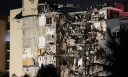 Fallecidos por derrumbe de edificación en Miami ascendió a 27