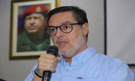 Venezuela reitera desde China llamado al cese del boqueo de EEUU contra Cuba