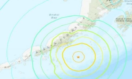Alaska en alerta de tsunami tras terremoto de magnitud 8.2