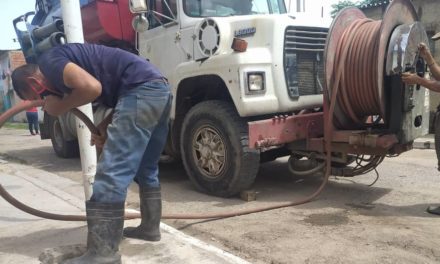 Alcaldía de Linares Alcántara realizó labores de reparación de tuberías de aguas servidas en Santa Inés