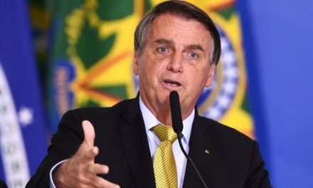 Fiscalía brasilera aceptó investigar denuncias contra Bolsonaro