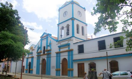 Gobernador Marco Torres inspeccionó trabajos de rehabilitación de iglesia San Mateo Apóstol