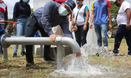 Gobierno Bolivariano de Aragua reactivó pozo de agua en Urbanismo Socialista Guasimal