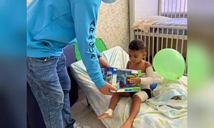 Gobierno regional celebró Día del Niño en el Hospital Central de Maracay