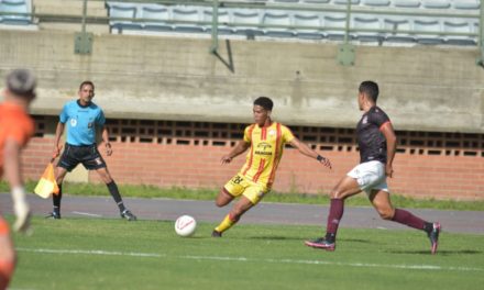 Xavier Flores aprovecha sus oportunidades con el Aragua FC