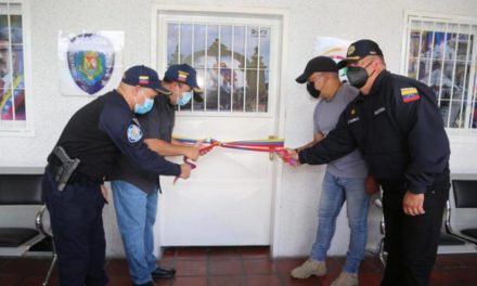 Primer mandatario regional reinauguró estación policial en Santa Rita
