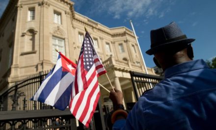 China insta a Estados Unidos a levantar sanciones y embargo contra Cuba