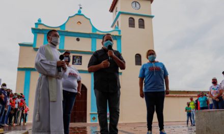 Gobernador Marco Torres inspeccionó labores de restauración de la iglesia Inmaculada Concepción de Camatagua