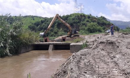 Gobierno Bolivariano de Aragua ha abordado más de 43 kilómetros de afluentes mediante Plan de Limpieza de Ríos, Diques y Quebradas