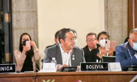Arce afirma que la OEA ya no representa a América Latina