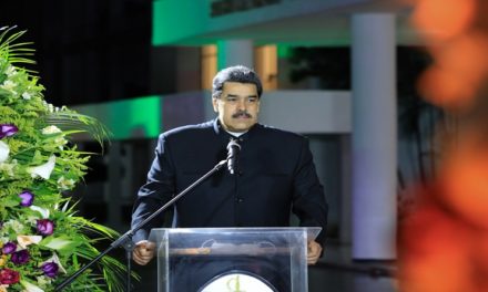 Presidente Maduro espera respuesta de Stroessner-Benítez y Lacalle para debatir sobre democracia