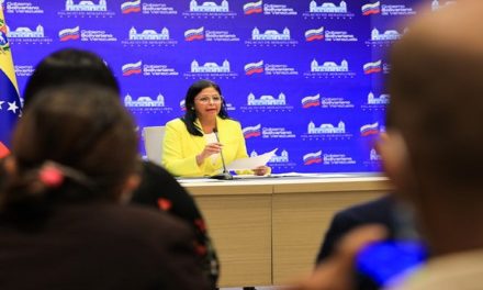 Delcy Rodríguez: Pueblo de Venezuela salió a ratificar su compromiso con la democracia y a honrar su deber de soberanía popular