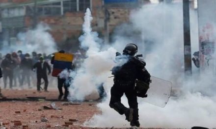 Denuncian transgresiones contra manifestantes en Colombia