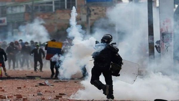 Denuncian transgresiones contra manifestantes en Colombia
