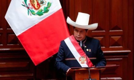 Pdte. de Perú acepta la renuncia del jefe de Consejo de Ministros