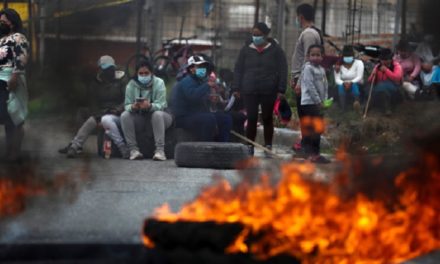 Protesta por el incremento del combustible en Ecuador deja al menos 37 detenidos y cinco heridos
