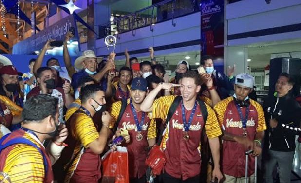 Venezuela recibió con orgullo al equipo Campeón Mundial de Béisbol Sub-23