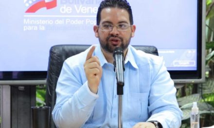 Ministro Trompiz desmiente acusaciones de rectora García Arocha por deterioro de la UCV