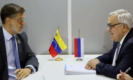 Venezuela y Rusia sostienen encuentro bilateral con miras a celebrarse la XV reunión de la CIAN