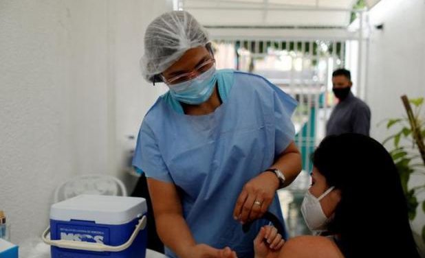 Venezuela logra 84% del personal de educación vacunados contra la Covid-19