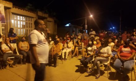 Candidato Julio Melo lideró asamblea comunitaria en Valles de Turagua