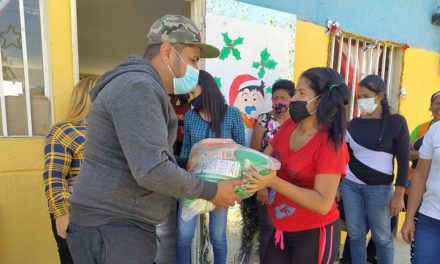 INN entregó beneficio alimenticio a más de 800 personas en Linares Alcántara