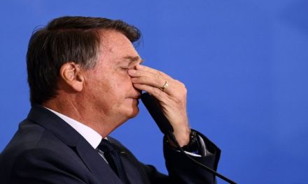 Presentan nueva petición de impeachment contra Bolsonaro