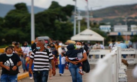 Venezuela mantiene vigilancia en fronteras ante llegada de Ómicron a Brasil y Colombia