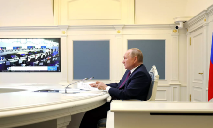 Putin denuncia participación extranjera en sucesos en Kazajastán