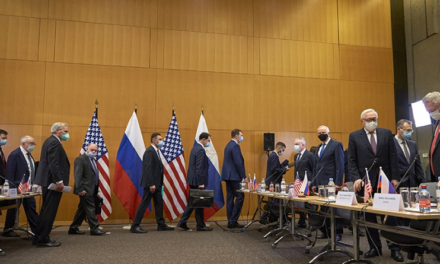 Rusia y EE.UU. dialogarán este martes ante aumento de tensiones por Ucrania