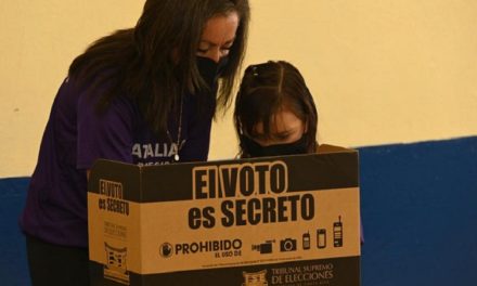 Costa Rica irá a balotaje para elegir al nuevo presidente