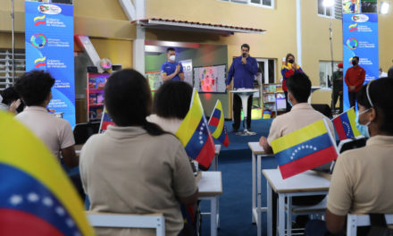 Presidente Maduro inaugura Liceo Gran Cacique Guaicaipuro en Ciudad Caribia