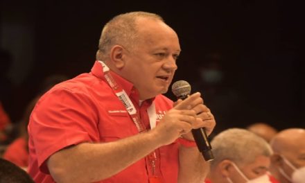 Diosdado Cabello: Quien participa en corrupción busca lucrarse en nombre de la revolución