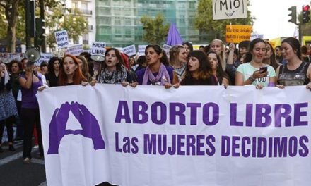 OMS llama a levantar restricciones contra el aborto